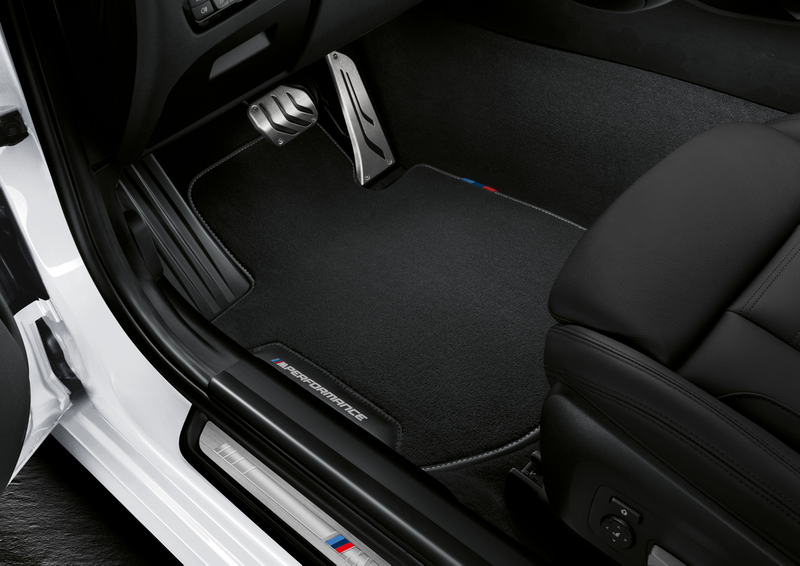 Illustration for article titled Here's What the 2020 BMW 3 Series Wagon Looks Like With Every M Accessory